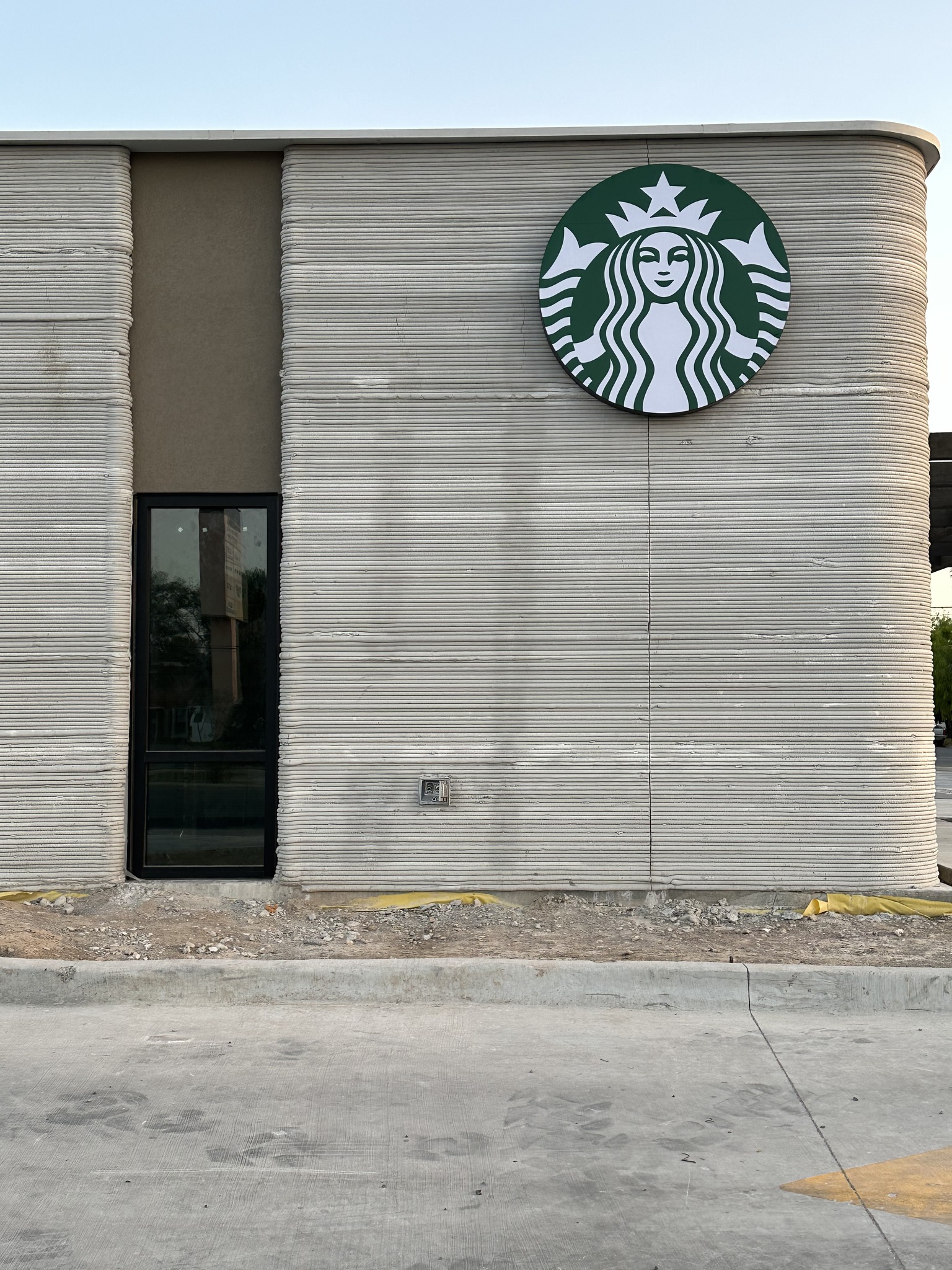 Первый 3D-печатный Starbucks в Браунсвилле, Техас